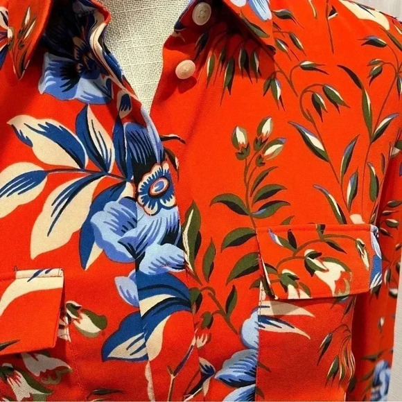 Loft by Ann Taylor floral button down double breast pockets great colors - Picture 4 of 9